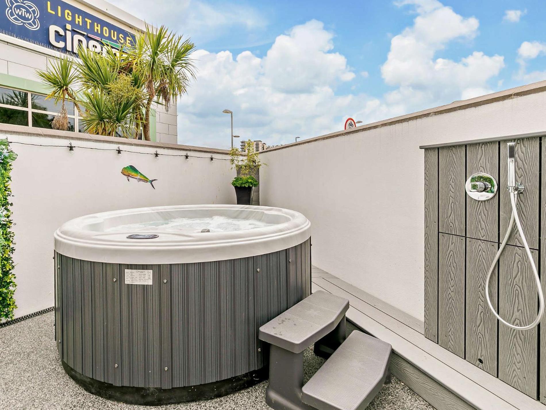 3 Bed In Newquay 90070 Holiday home *