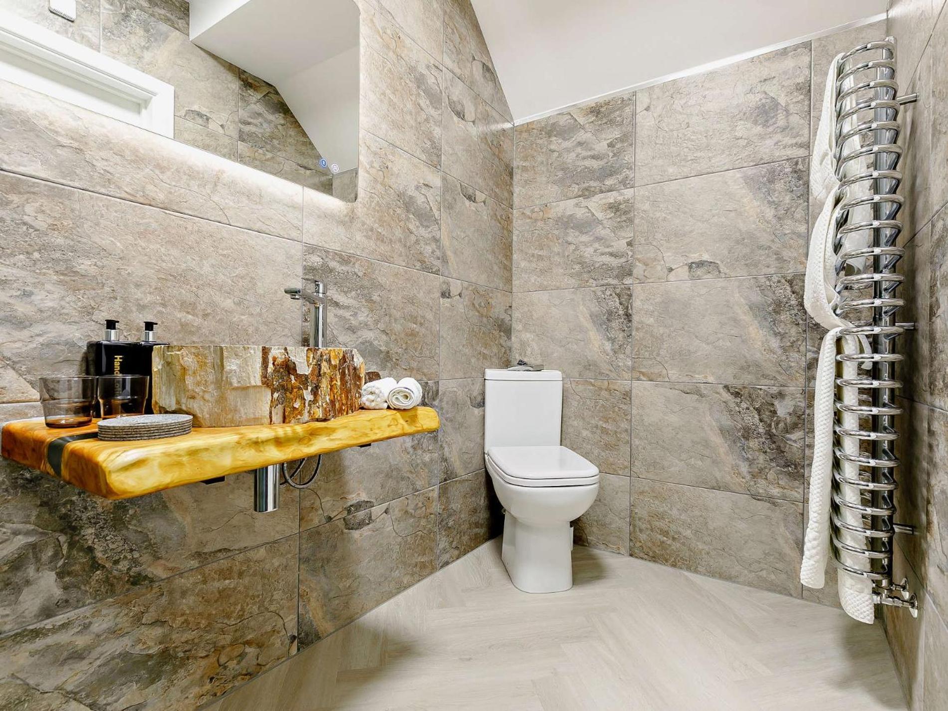 3 Bed In Newquay 90070